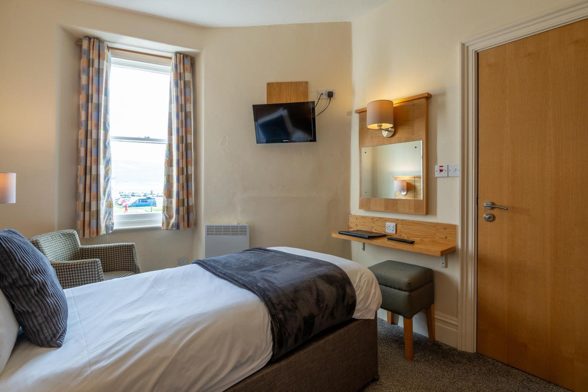 Castle Court Hotel Beaumaris Exterior foto