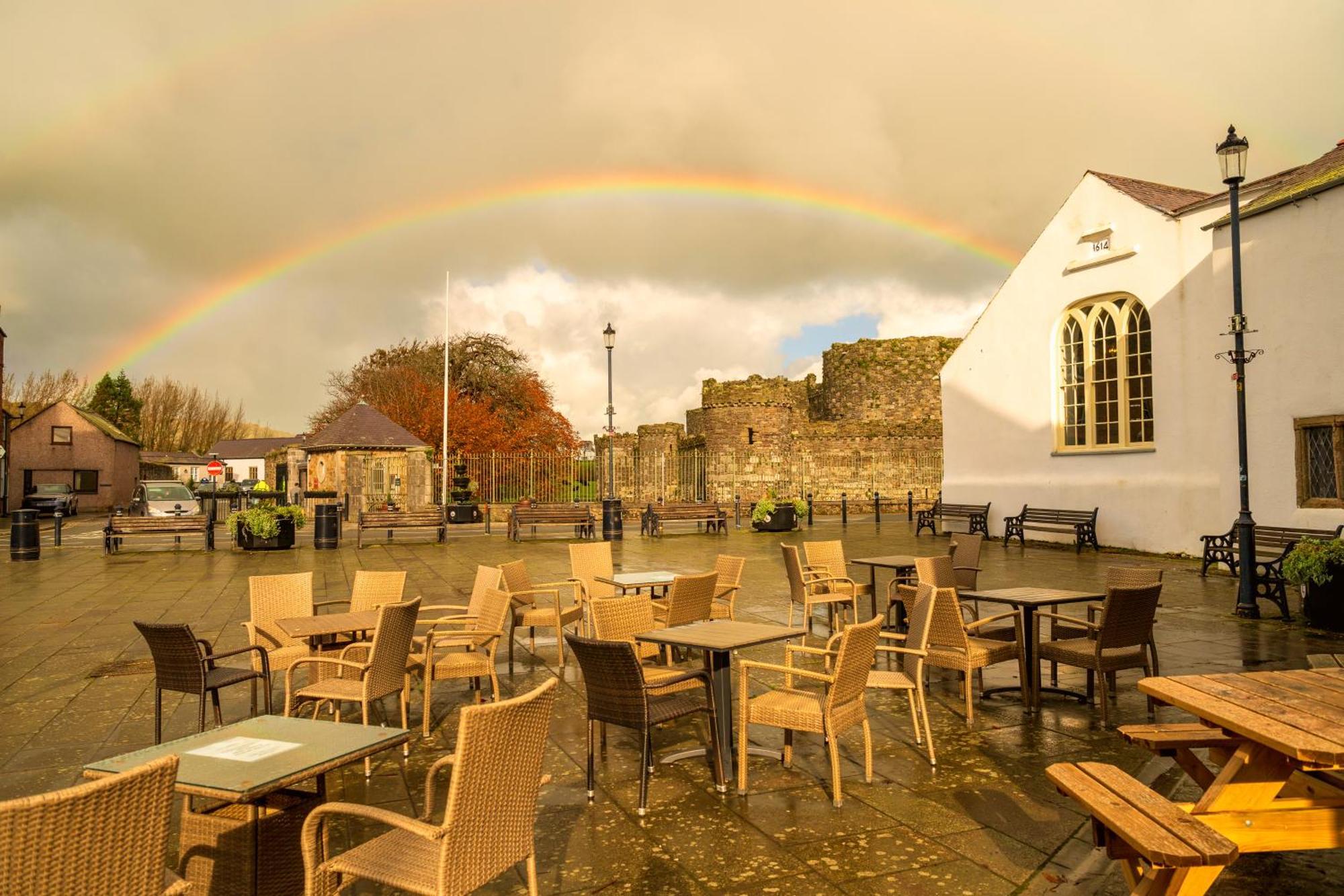 Castle Court Hotel Beaumaris Exterior foto